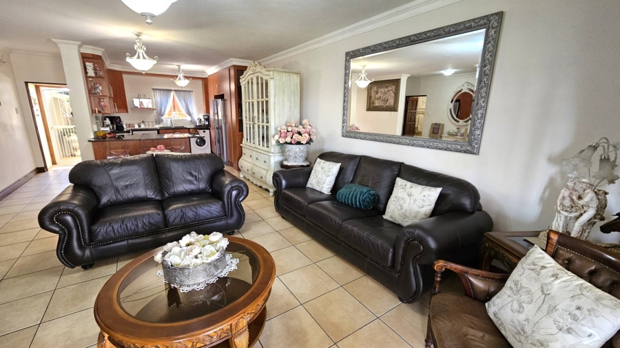 2 Bedroom Property for Sale in Melodie North West